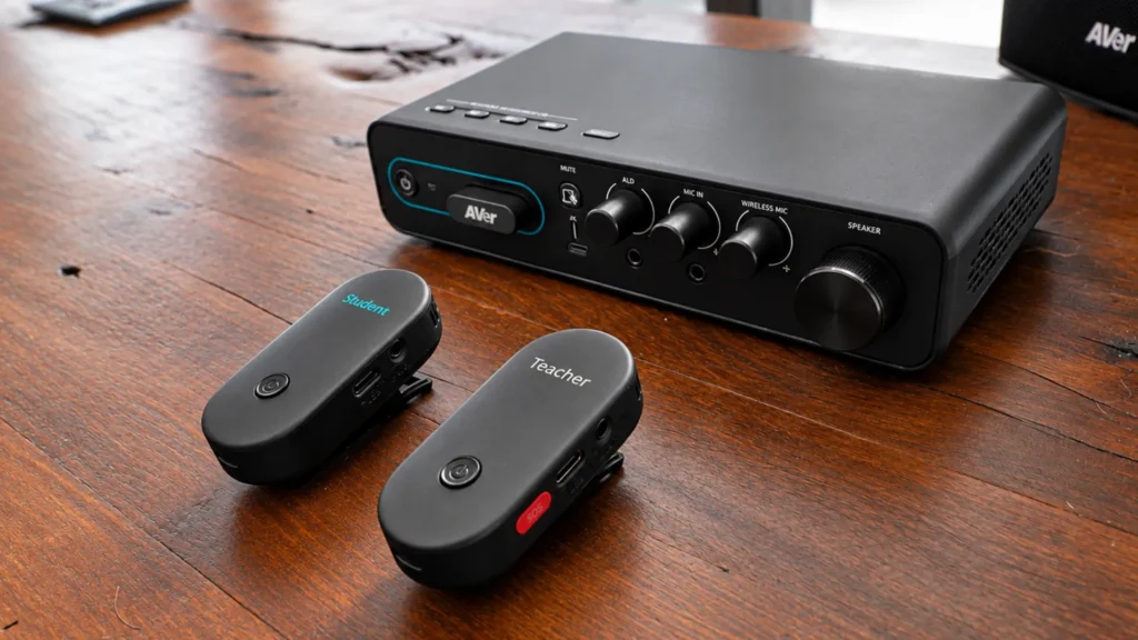 Sistema de audio para aula, consola y micrófonos